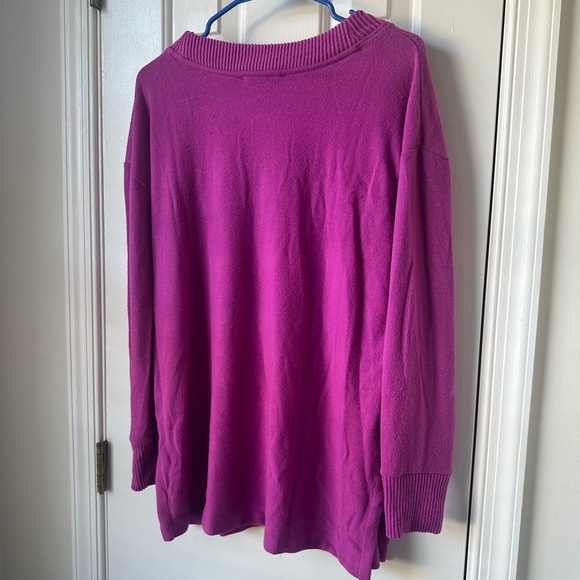 Bundle of 3 Loft V-Neck Sweaters Size M - Picture 9 of 10